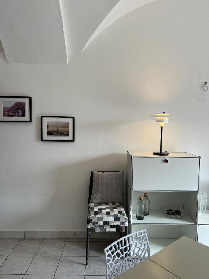 1-Bedroom Apartment Bello Posto Acquaseria Luaran gambar